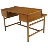 William Pahlmann-Schreibtisch aus Nussbaumholz mit vier Schubladen und integriertem Bücherregal