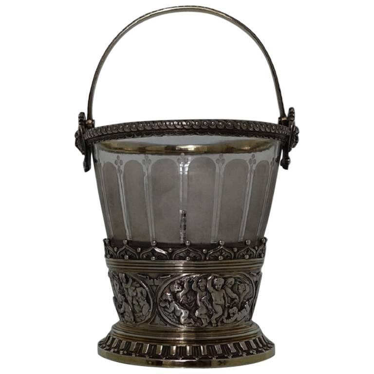 Silver Plated Victorian Ice Bucket, circa 1860 Elkington & Co For Sale