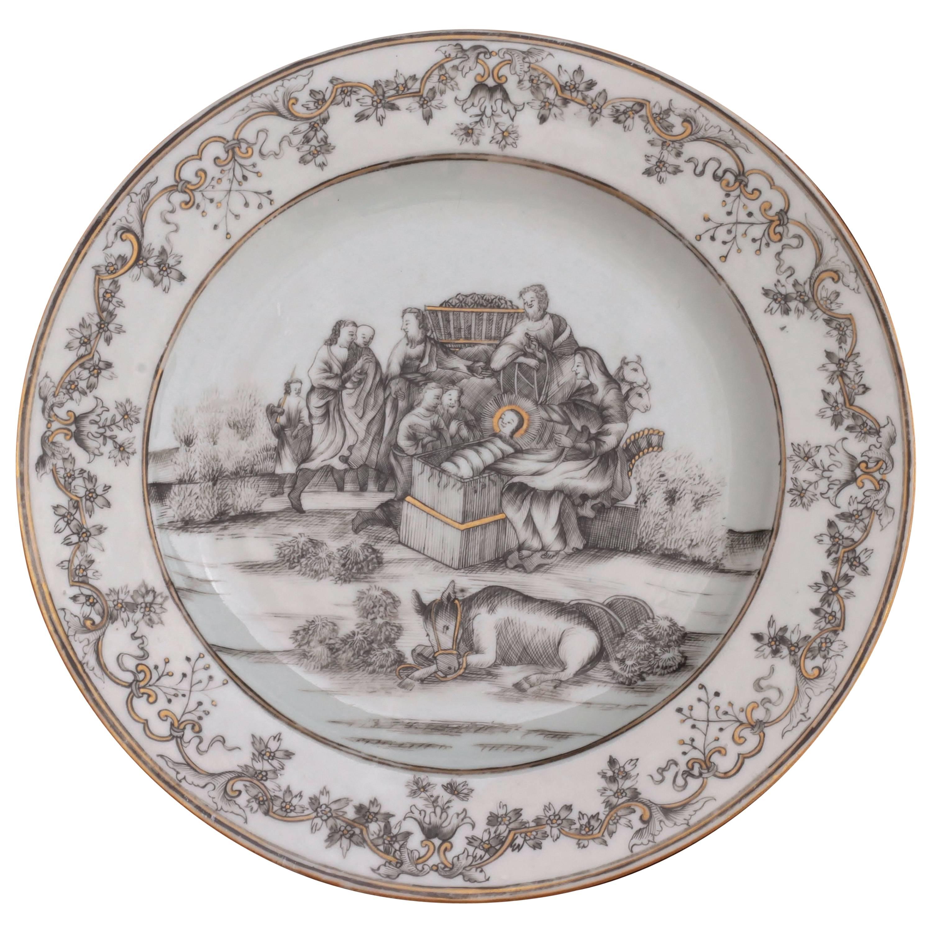 China Porcelain Plate with the Christmas in Grey and Gold, Qianlong Period For Sale