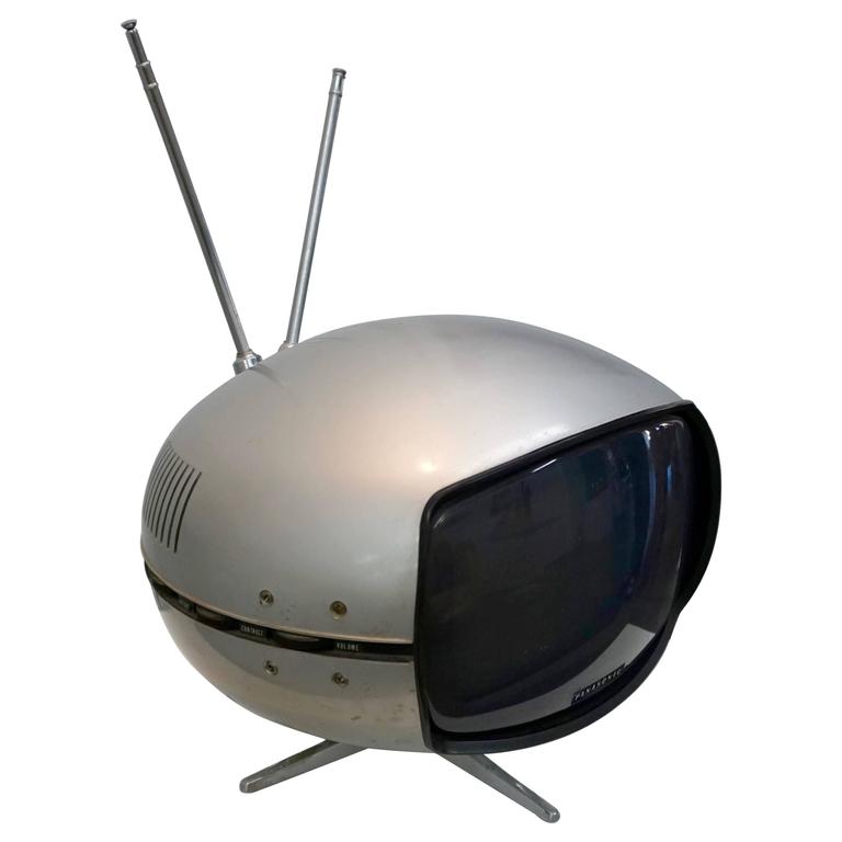 Panasonic TR-005 Space Age TV at 1stDibs | panasonic tr-005 for