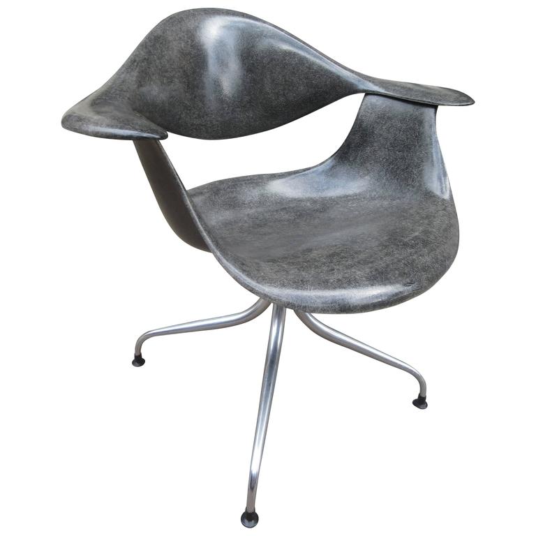 Nelson 2024 swag chair