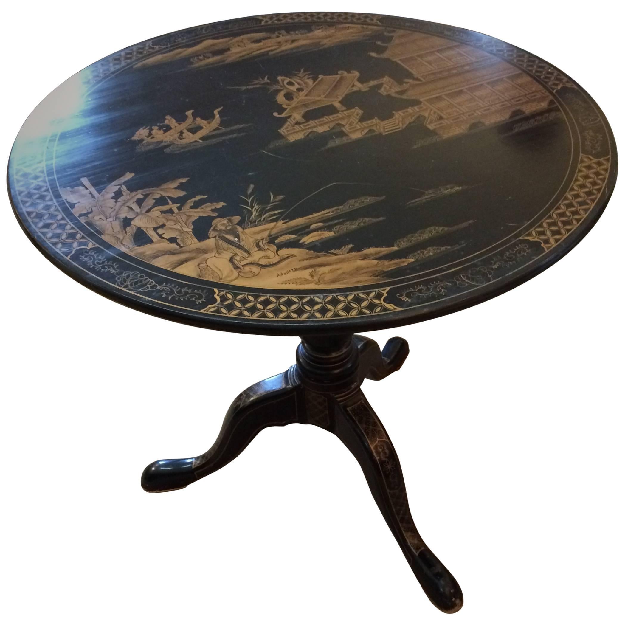 19th Century English Chinoiserie Round Tilt Top Center or Side Table