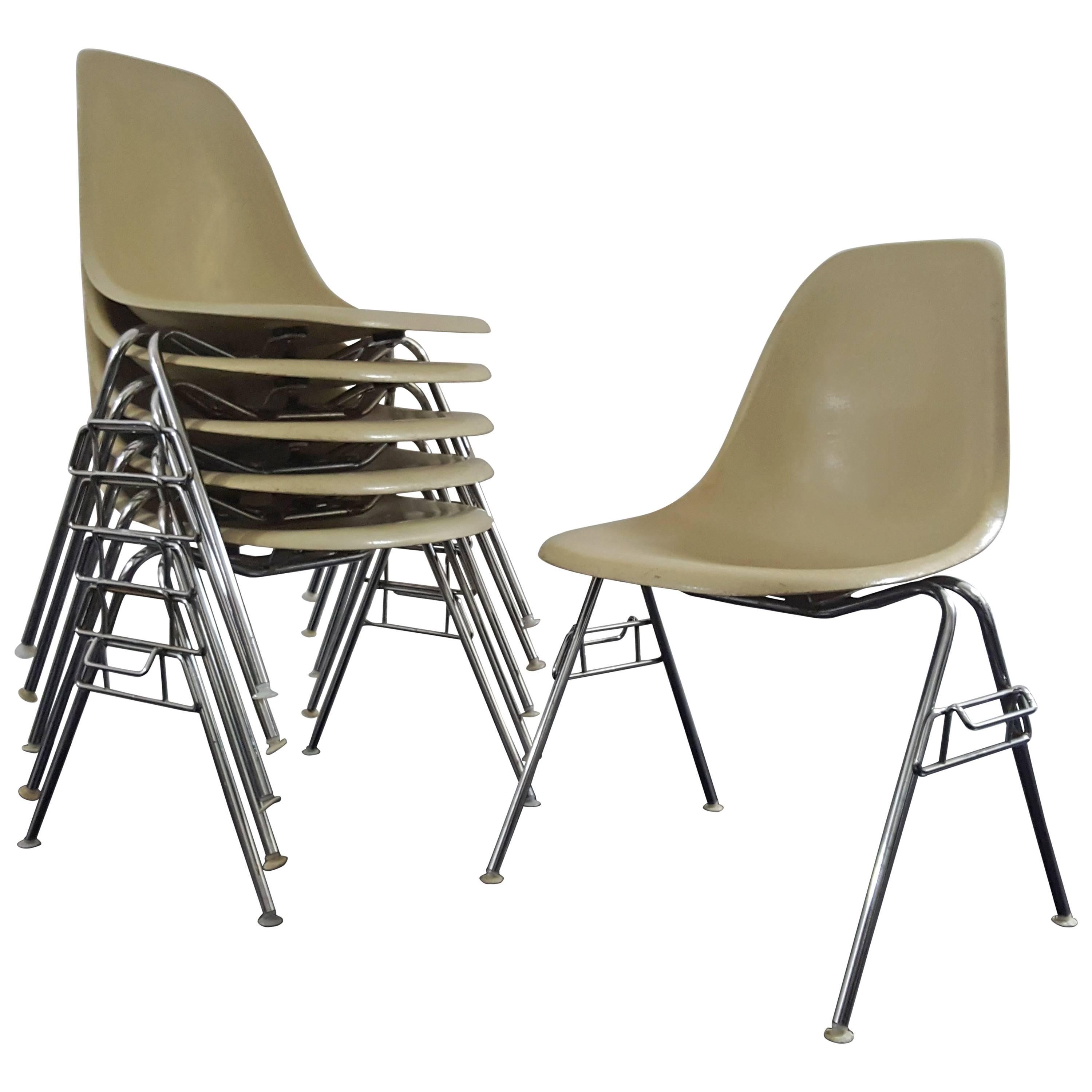 Original Vintage Charles & Ray Eames Dss Stacking Chairs for Herman Miller