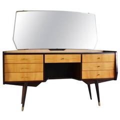 1970 Mid-Century Dressing Table/Vanity en placage de hêtre