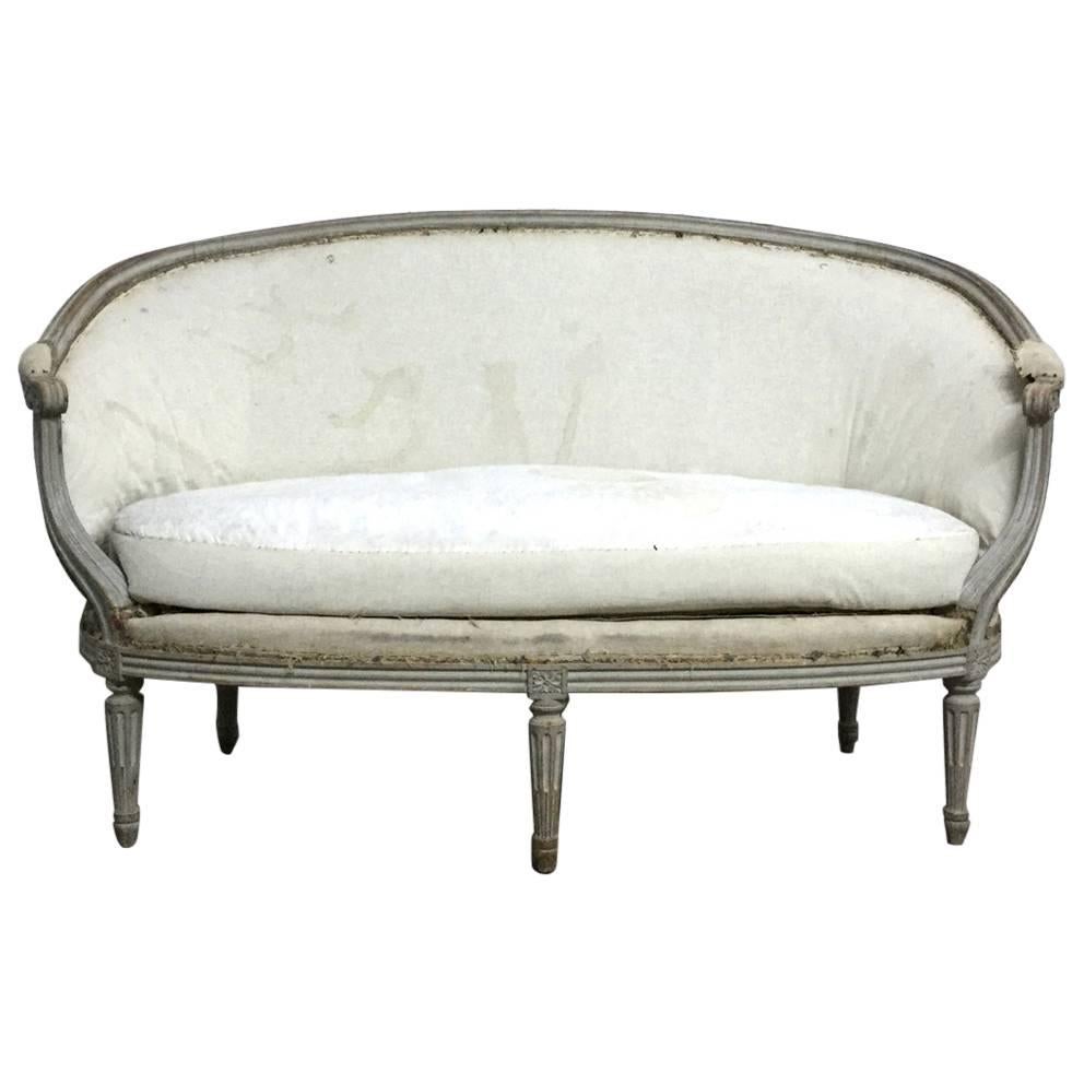 French Louis XVI Canape For Sale