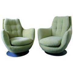 Pair of Chrome Base Swivel Lounge Chairs Attributed to Milo Baughman