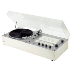 Used Dieter Rams Audio 300 Hi-fi system, Braun 1969. Incl, i-Pod/phone Lead Connector