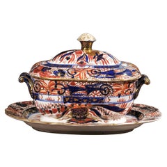 19th Cent English Worcester 3-Piece Vegetable Tureen in Imari Palette, Ca. 1820