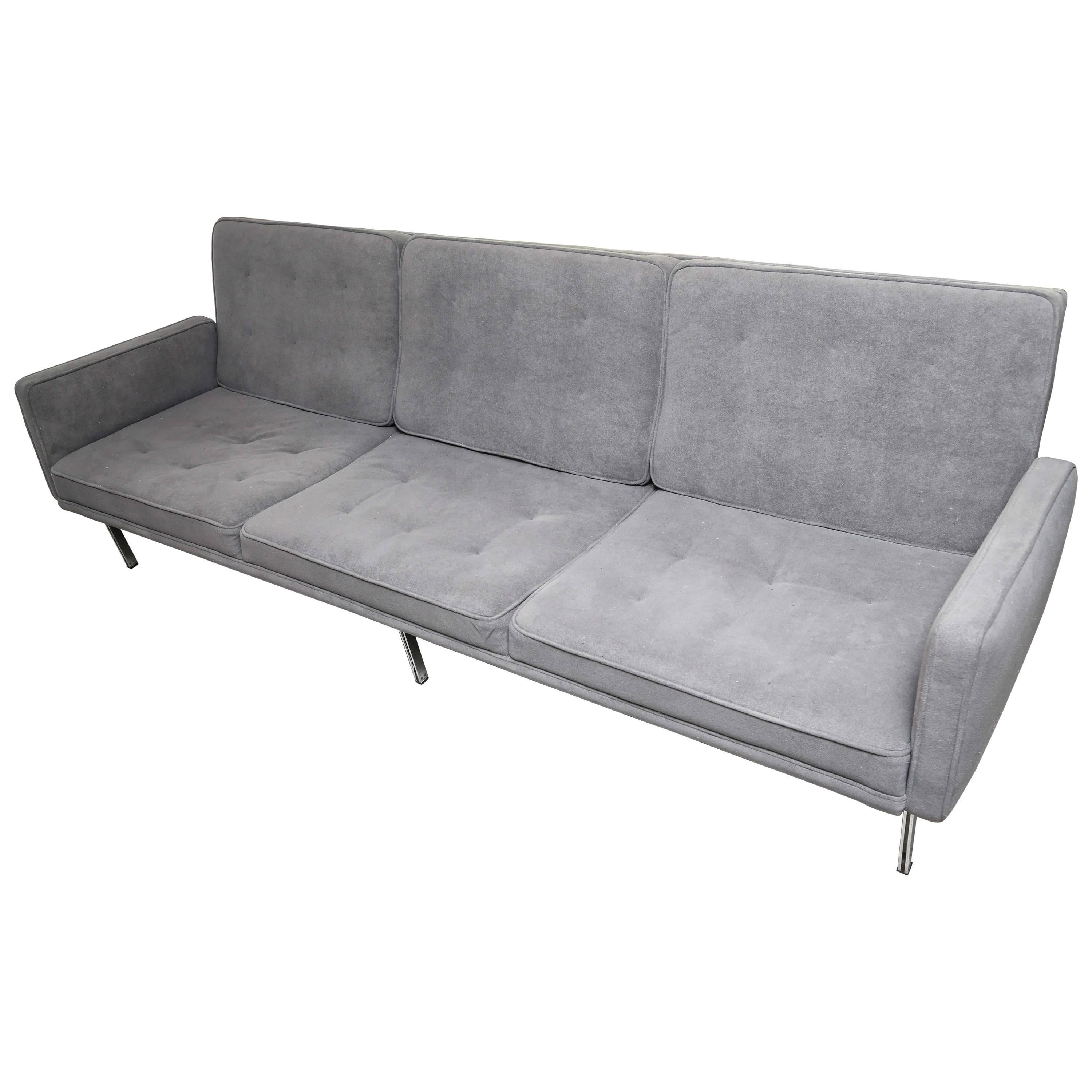 Mid-Century Modern Florence Knoll Parallel Bar International Style Arm Sofa For Sale