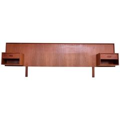 Retro Mid-Century Danish Modern Queen Teak Headboard Floating Nightstands