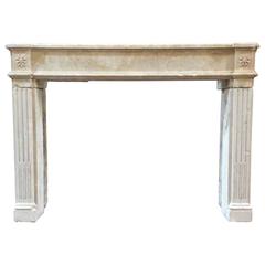Mid 18th Century French Louis XVI Limestone Mantle 11