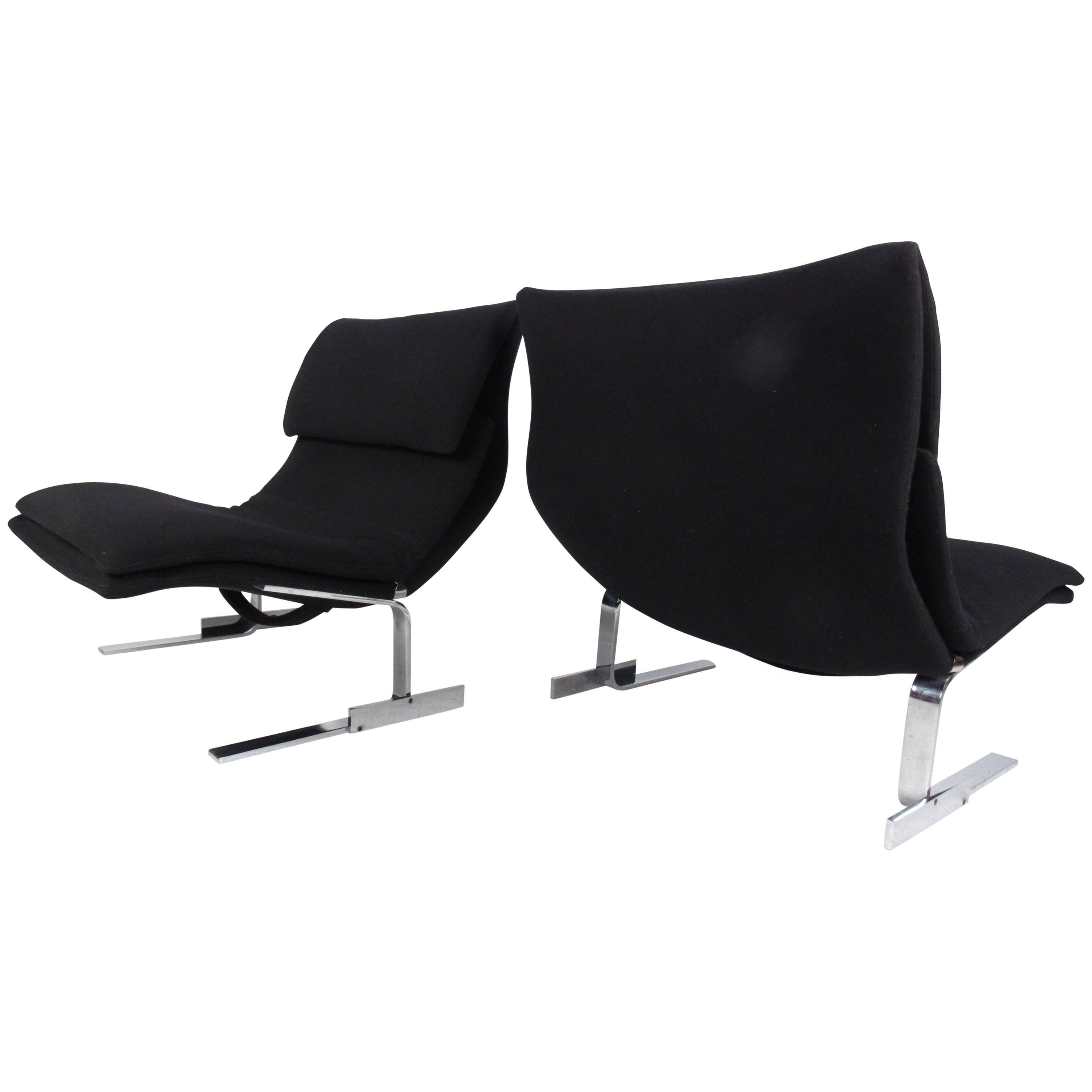 Pair of Onda Wave Lounge Chairs by Giovanni Offredi for Saporiti