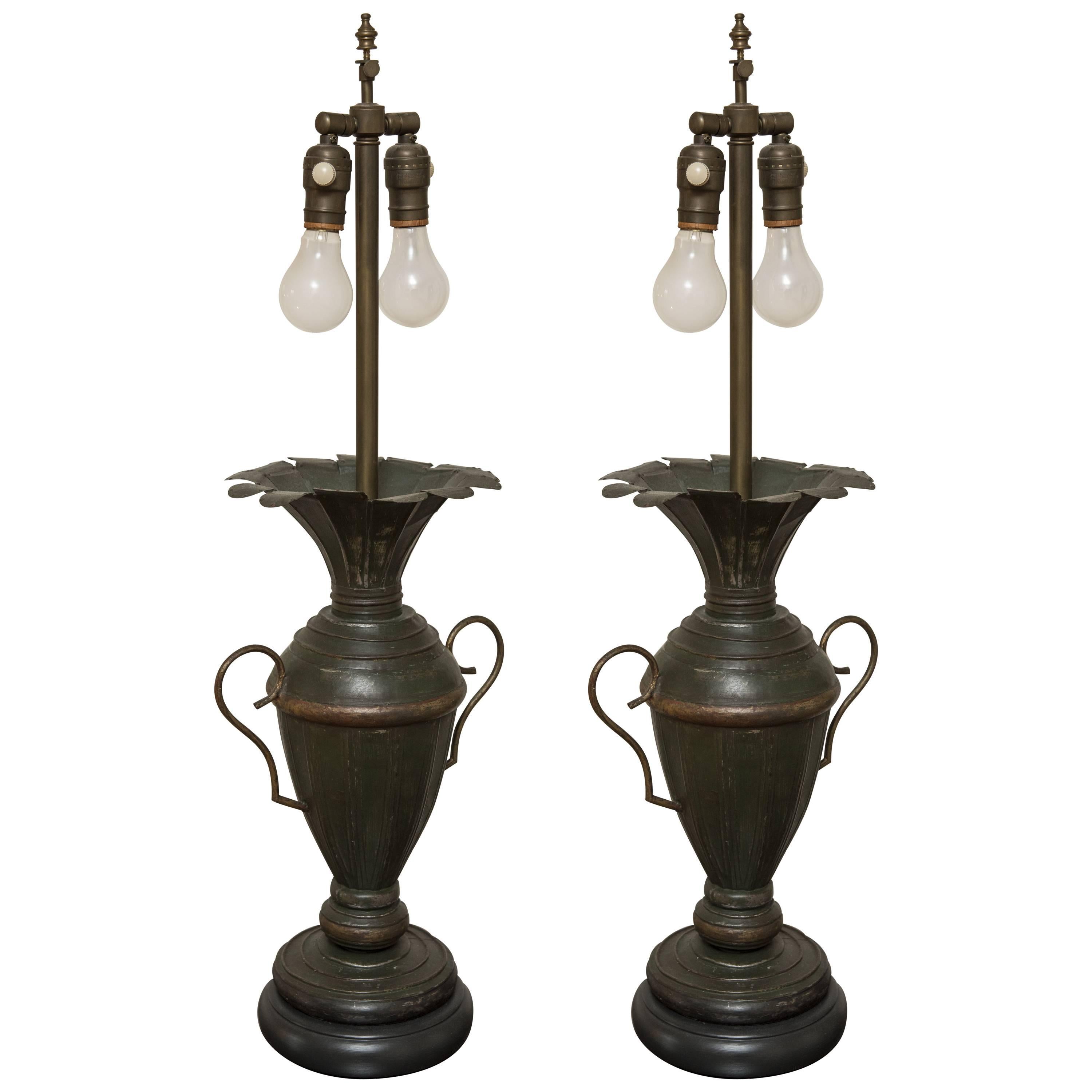 Églomisé Lamps For Sale