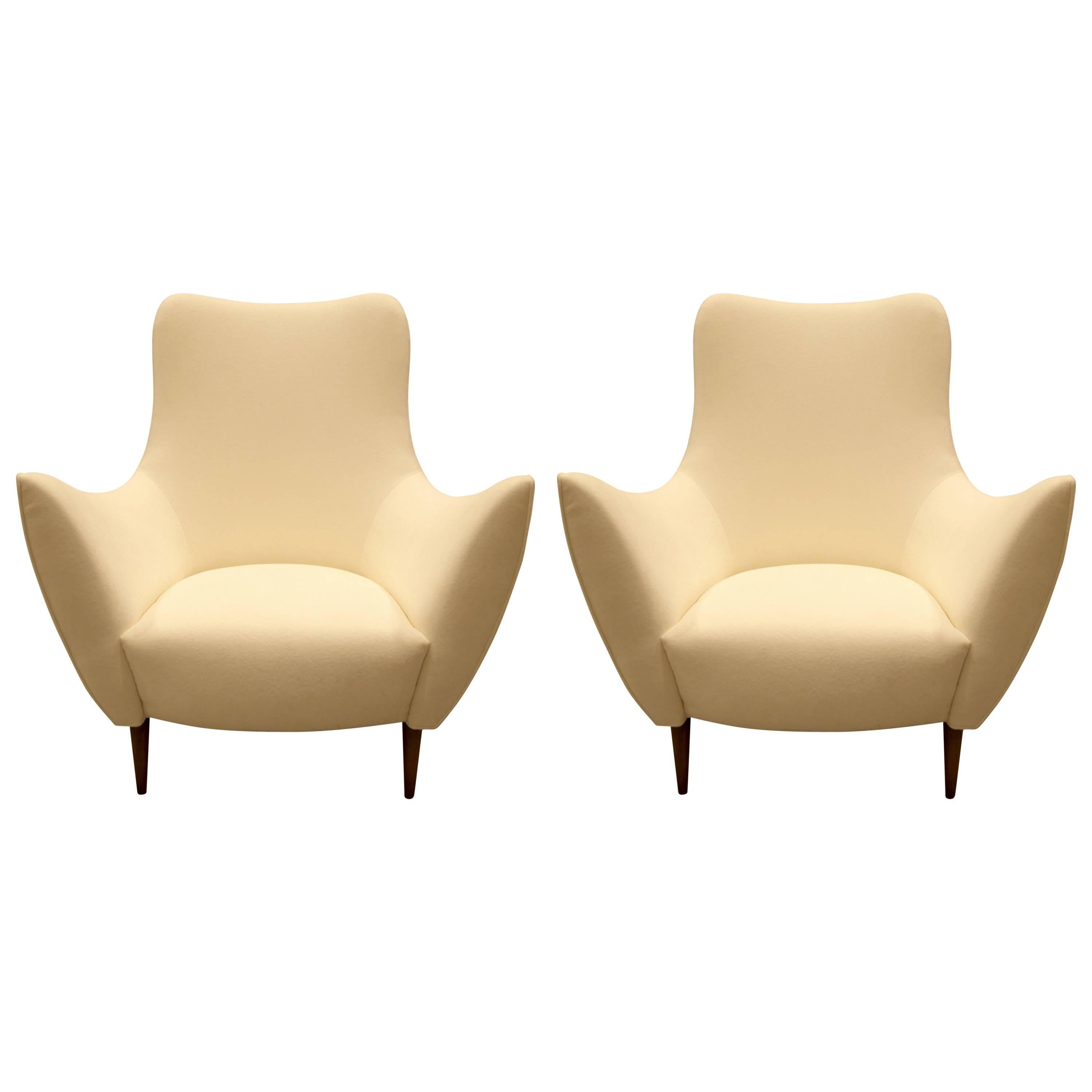 Pair of Midcentury Style Ivory Italian Lounge or Armchairs with Flared Arms