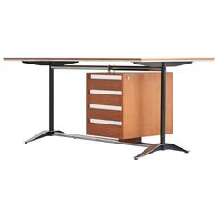 Italian Mid-Century Modern Teak Desk Designed by Alberto Rosselli for Gio Ponti 3