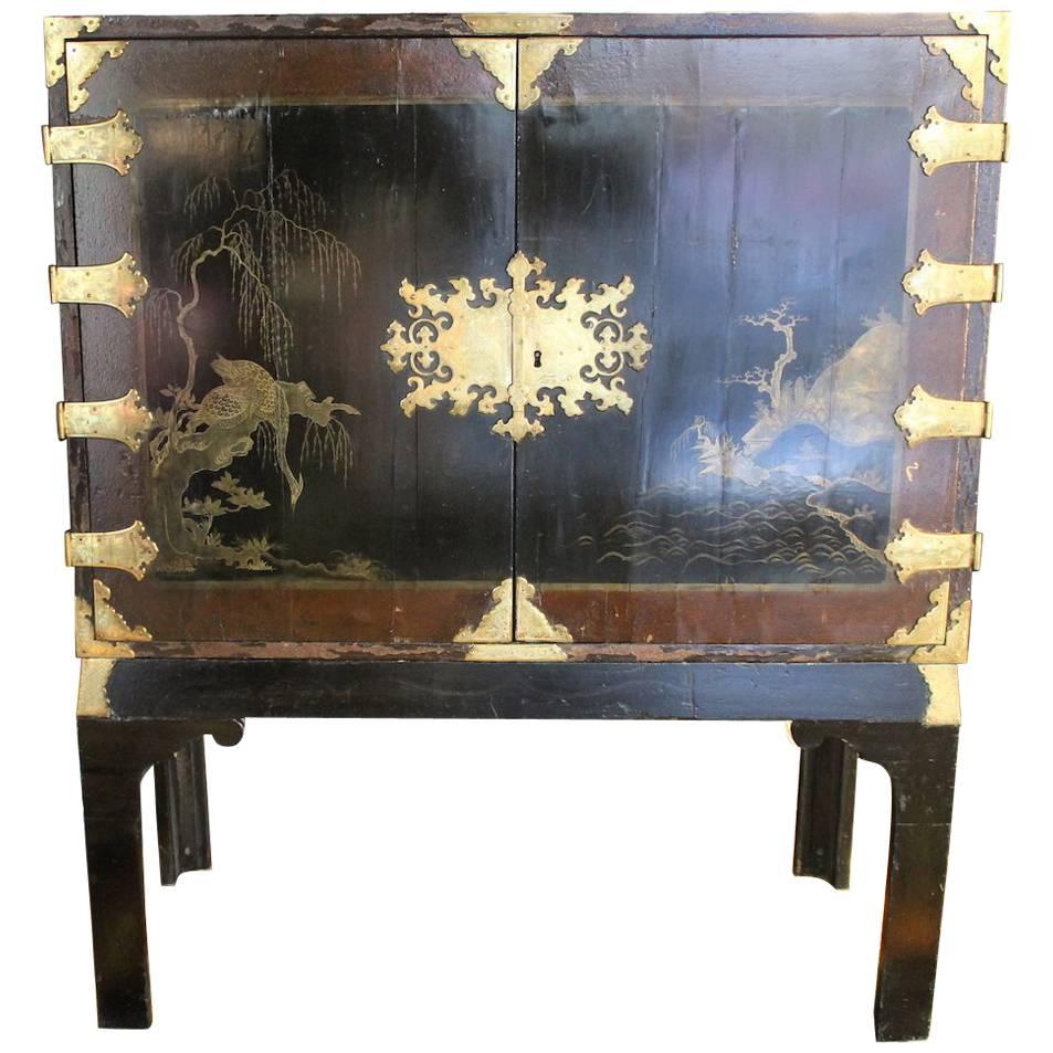 Early 20th Century rectangular China Small Cupboard, hand painted wood