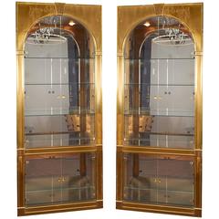 Pair of Mastercraft Palladian Style Vitrines in Brass 7
