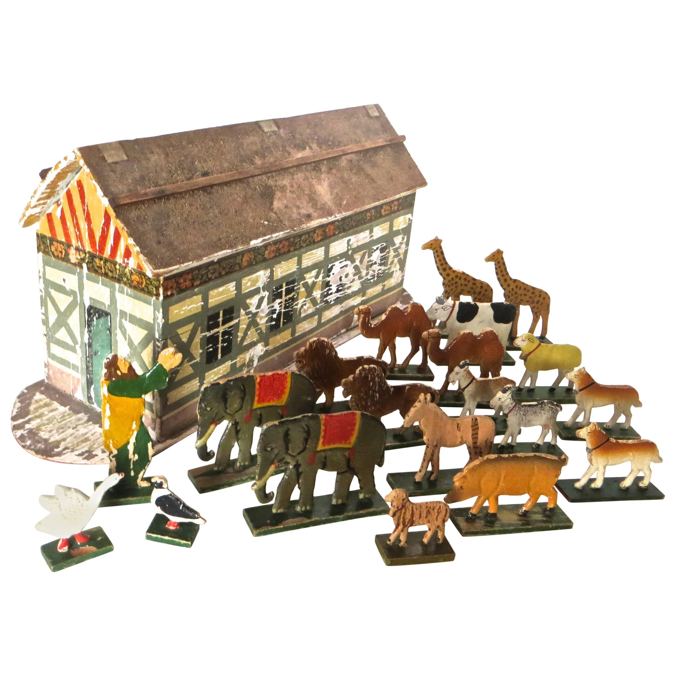 Late 19th Century Flat Bottom Toy Noah's Ark with 20 Animals, German