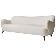 Sculpture Form Sofa by Vladimir Kagan Sculpture Form Sofa by Vladimir Kagan