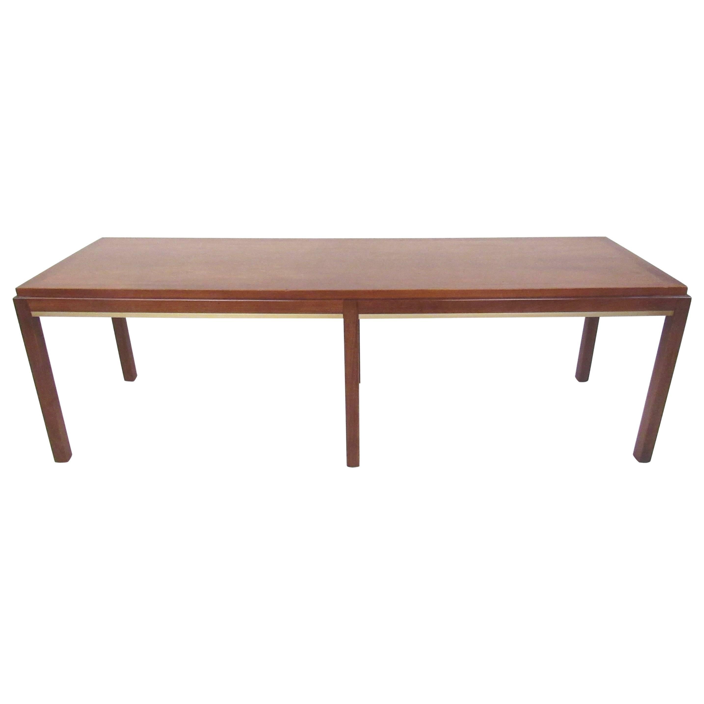 Mid-Century Modern Coffee Table in the Style of Edward Wormley For Sale