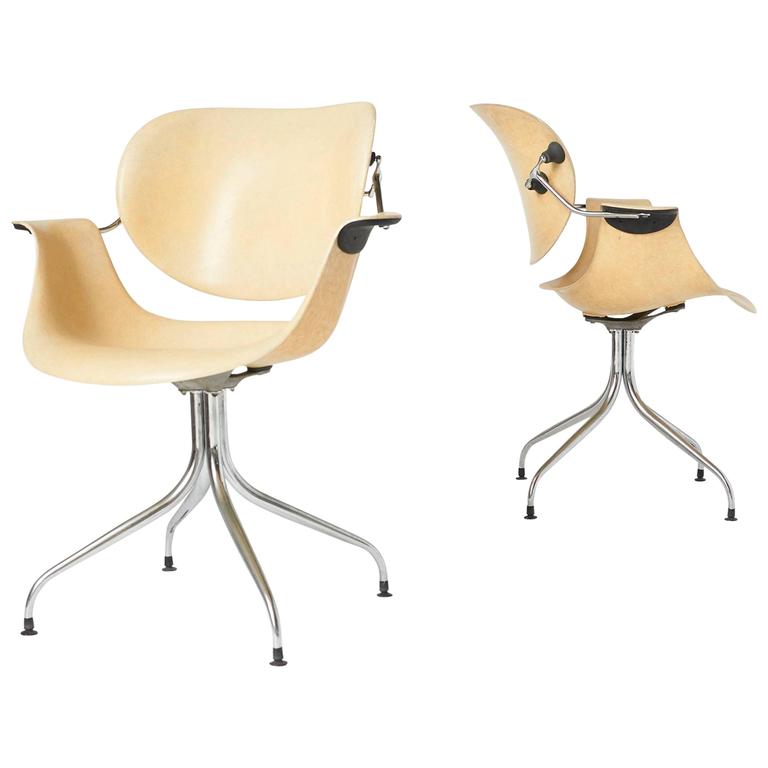 Nelson MAA Chairs For Sale at 1stdibs