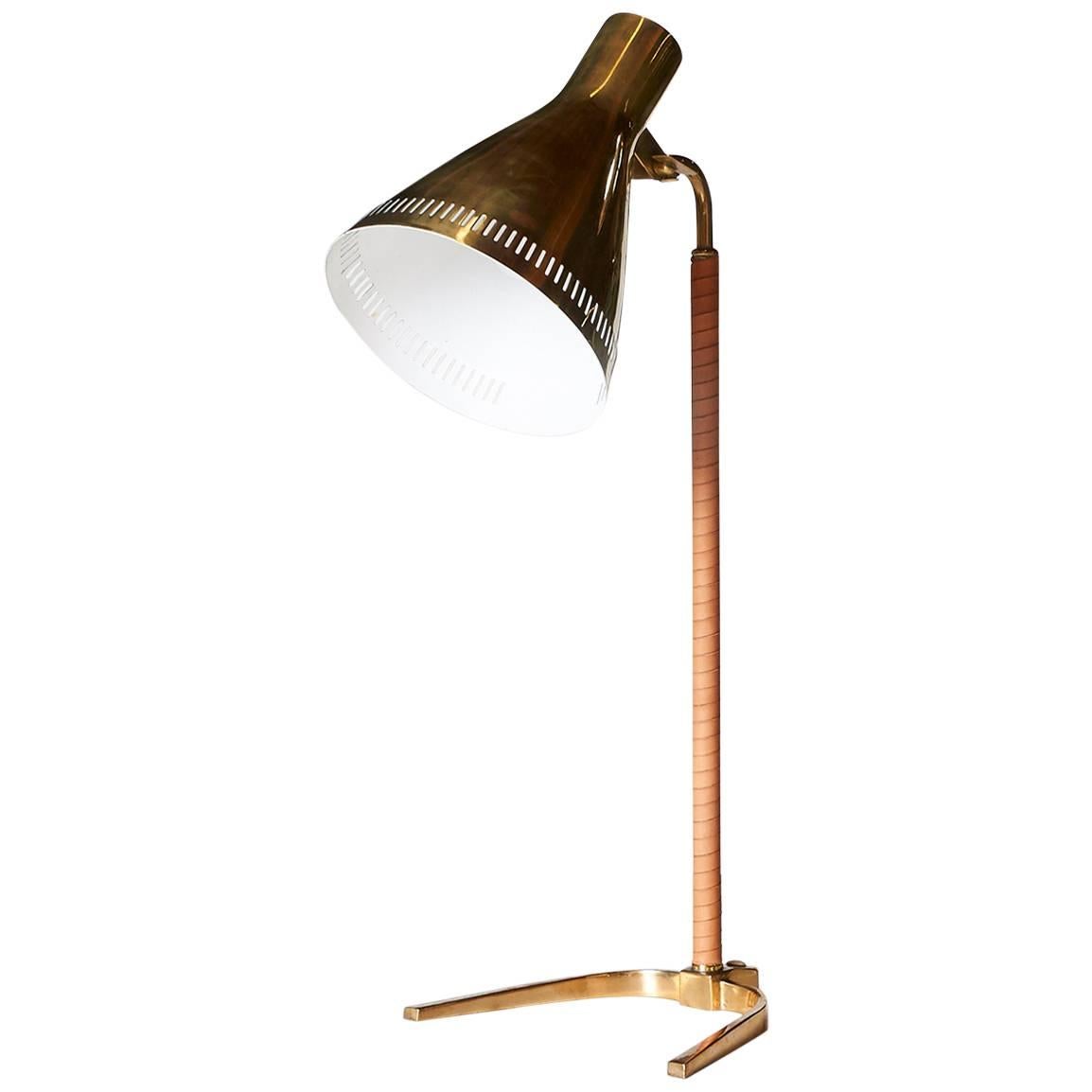 Table Lamp #9224 by Paavo Tynell