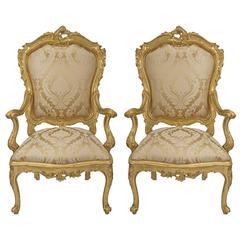 True Pair of Italian Early 19th Century Venetian Giltwood Armchairs 6