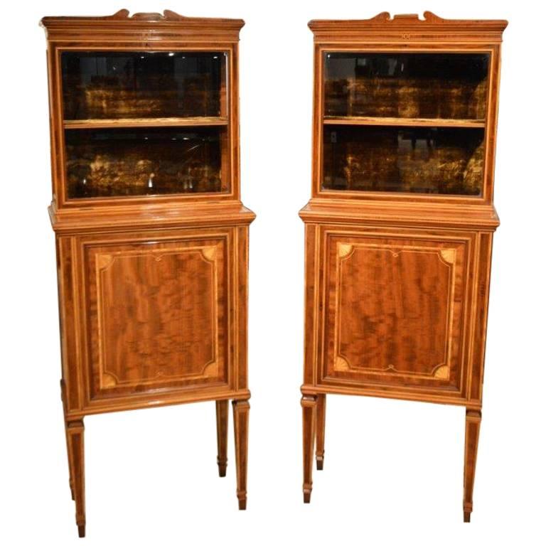 Fine Quality Pair of Fiddleback Mahogany Edwardian Period Inlaid Cabinets