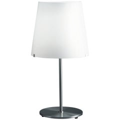 Fontana Arte 3247TA Lampada da tavolo in vetro soffiato smerigliato bianco, progettata nel 1954