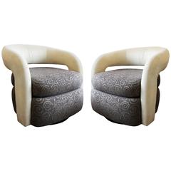 Signed Weiman Pair of Swivel Lounge Chairs Attributed to Vladimir Kagan