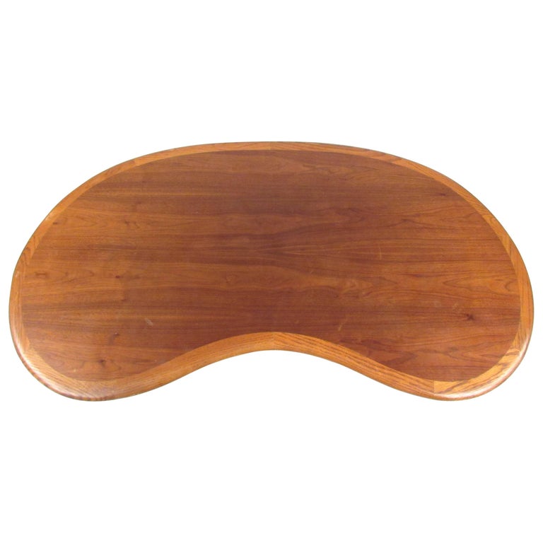 Vintage Walnut Kidney Shaped Coffee Table For Sale at 1stDibs