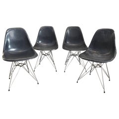 Stunning Set of Four Chairs by Charles and Ray Eames for Hermann Miller