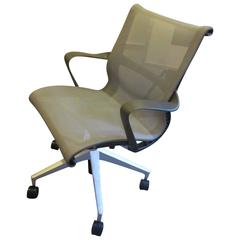 Used Setu Chair in the Style of Eames by Herman Miller on Five-Star Base Desk Chair