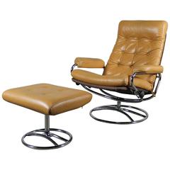 Vintage Scandinavian Modern Ekornes Style Stressless Reclining Lounge Chair and Ottoman