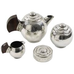 French Art Deco Polished Pewter Tea or Coffee Set by Pierre-Lucien Du Mont 1930s 6