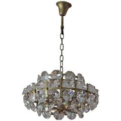 Vintage Hollywood Regency brass and crystal chandelier, 1960s