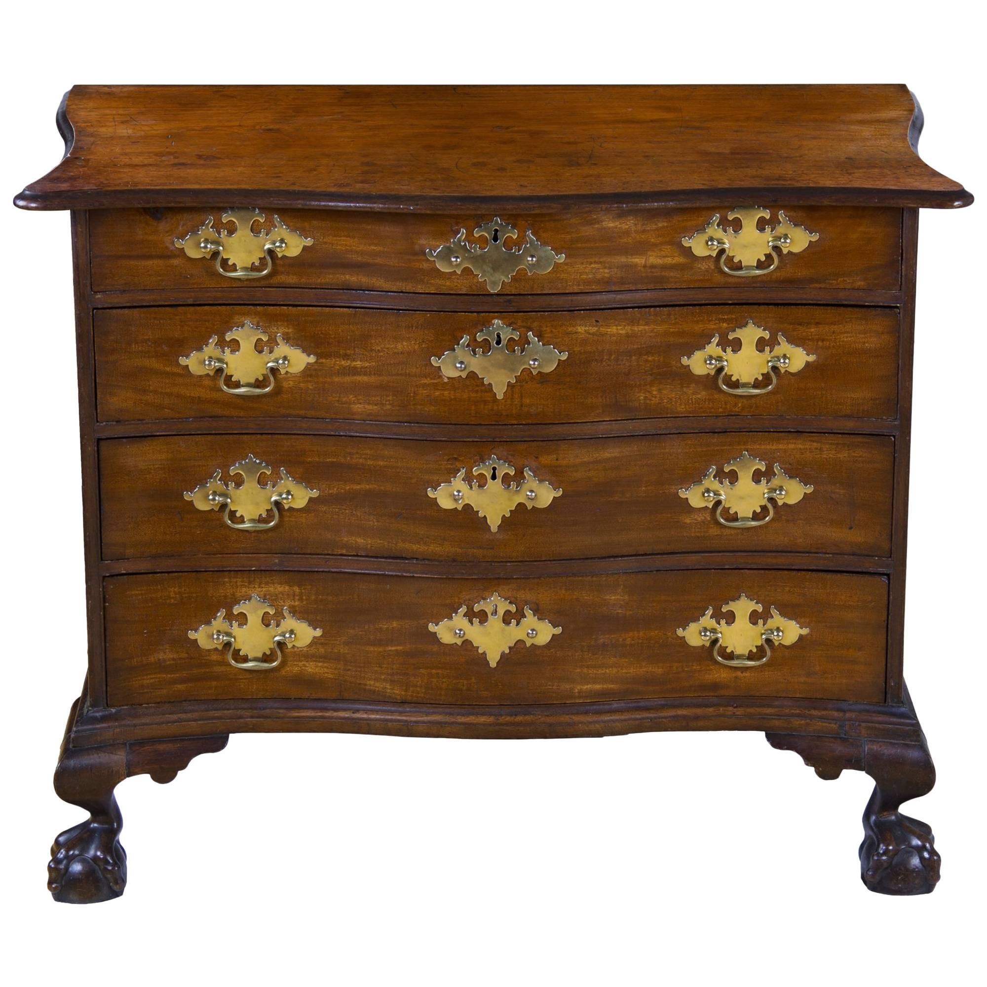 Mahogany Serpentine Front Chippendale Bureau, Boston, circa 1750 For Sale