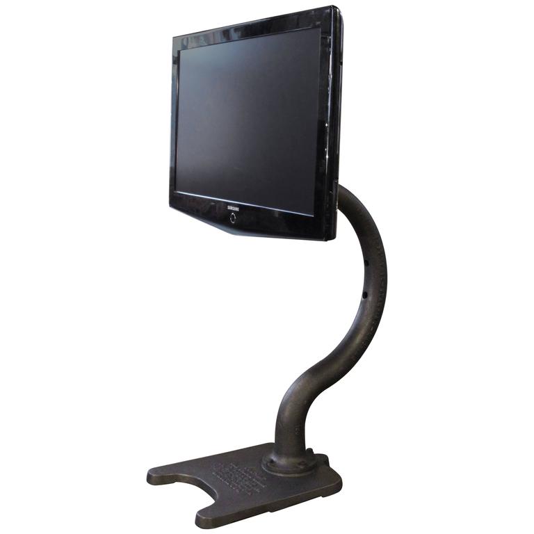 Pedestal Flat Screen TV Media Stand Vintage Industrial Iron Steel at