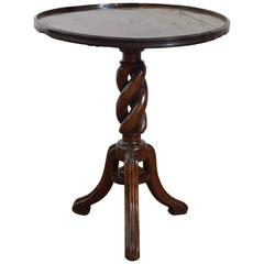 French Walnut Neoclassic Spiral Carved Table, First Quarter of the 19th Century