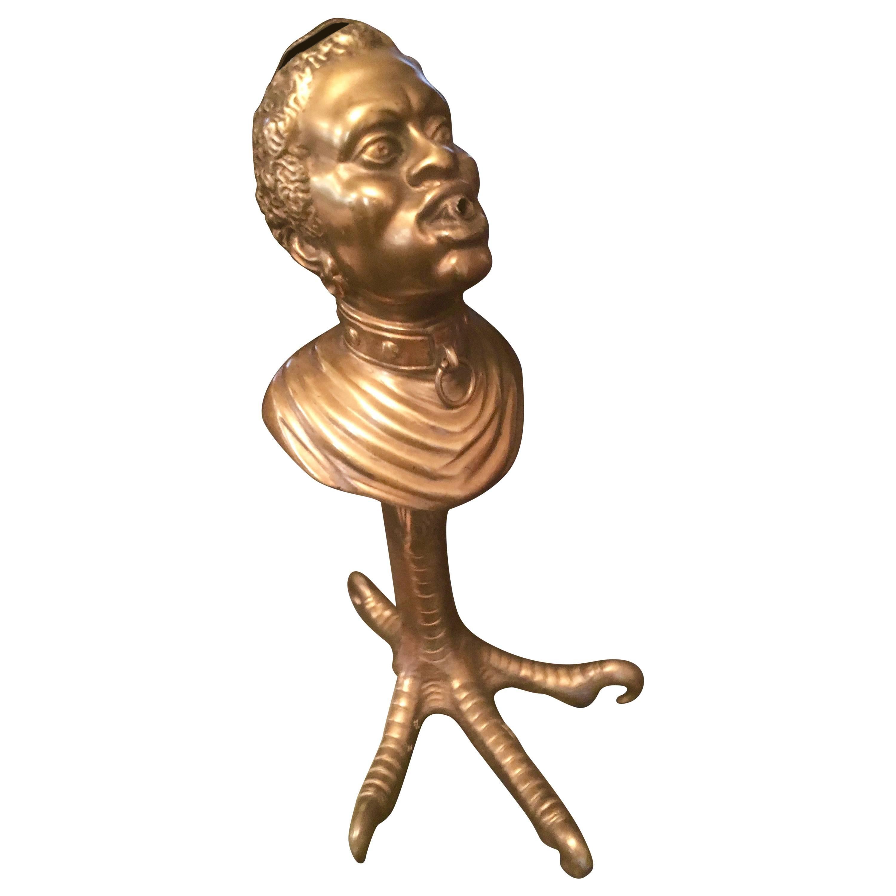 Seltenes französisches Zigarrenfeuerzeug aus Bronze mit der Darstellung eines Kopfes auf einem Hahnentritt