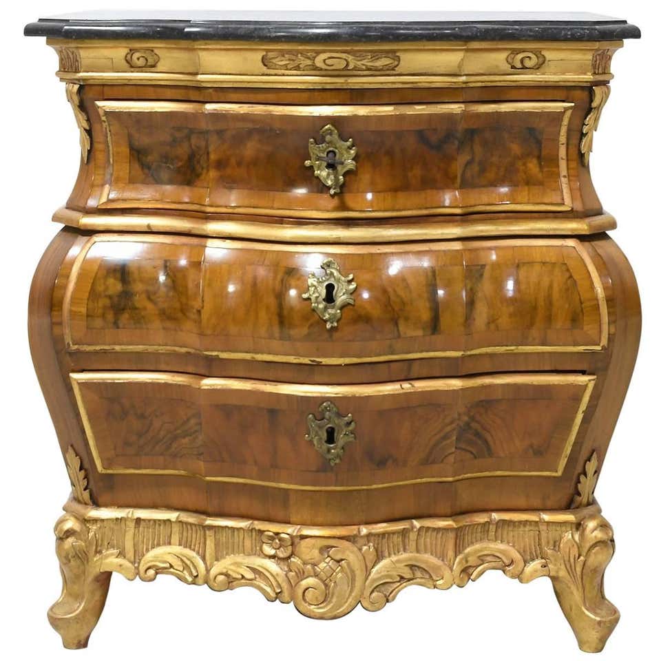 19th Century Italian Rococo Style Bombe Commode For Sale at 1stDibs ...