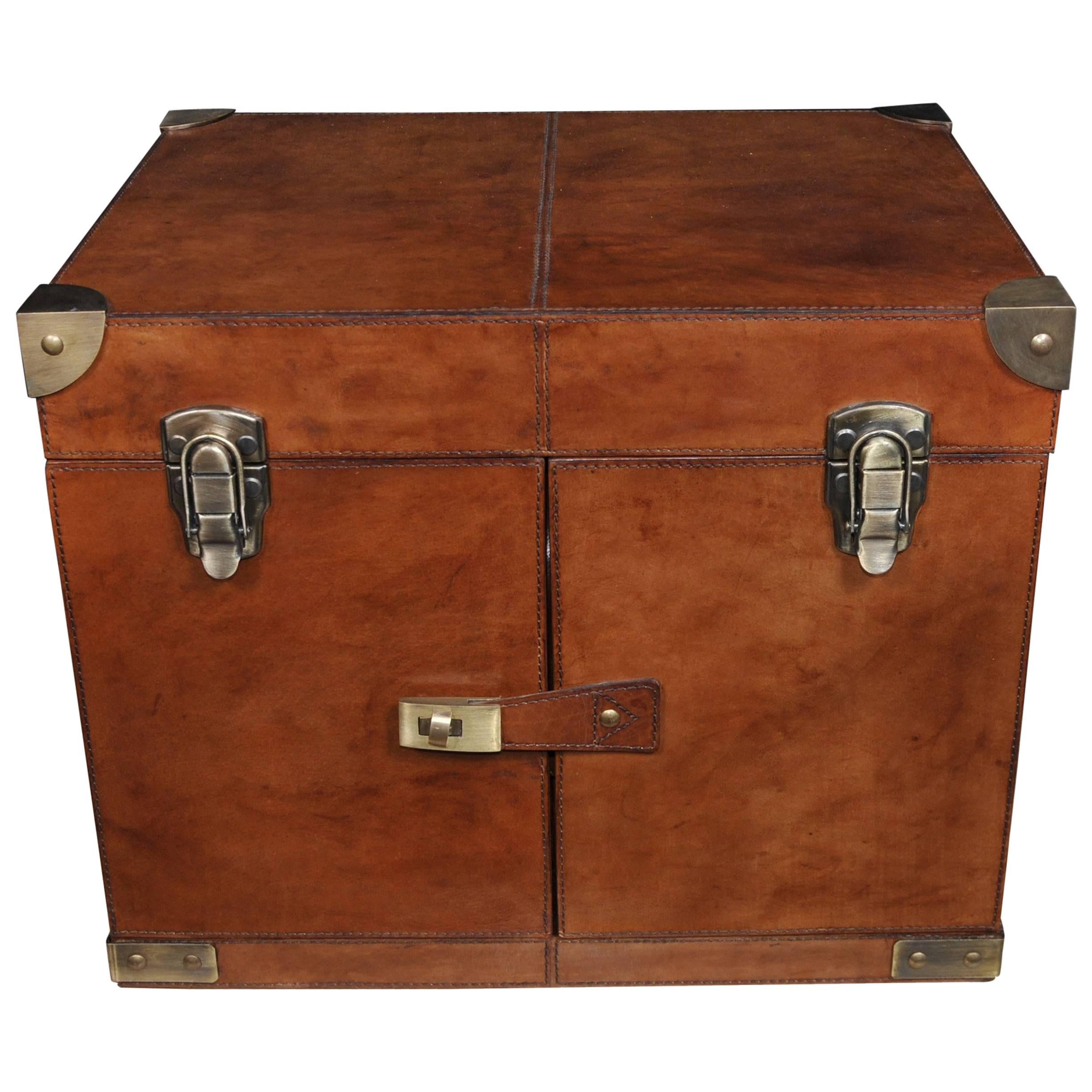 English Leather Hamper Wine Champagne Trunk Box Campaign Furniture For Sale