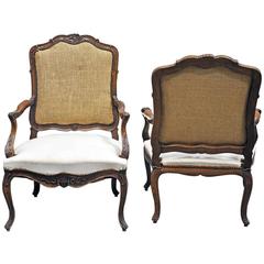 Vintage Pair of Louis XV Style Fauteuil in Walnut