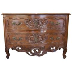 Commode provençale en noyer du XVIIIe siècle