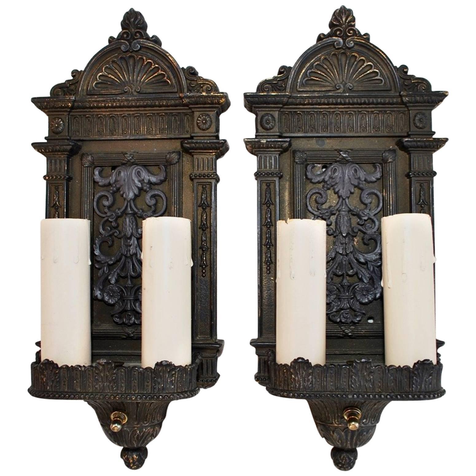 Elegant Pair of 1920s Sconces Colonial or Regency Style For Sale