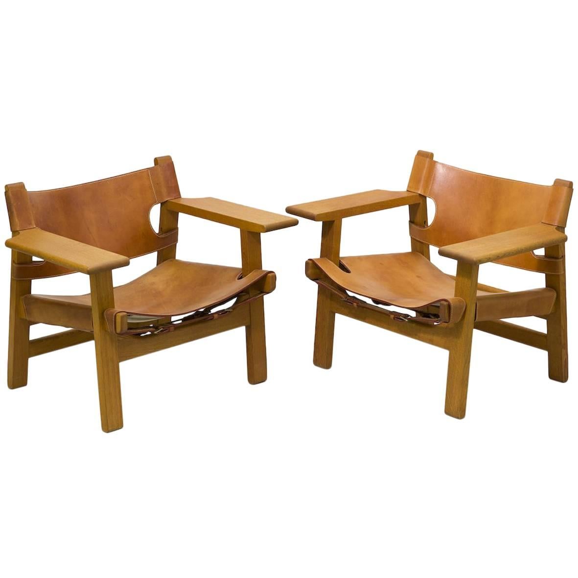 Excellent Condition Vintage Pair of Spanish Armchairs by Børge Mogensen