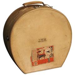 1930s White Vellum Round Hat Trunk 4