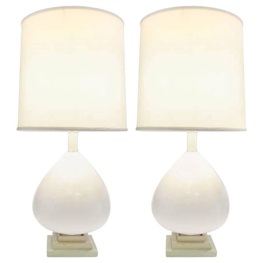  A Pair of Handblown Italian Memphis Design Glass Lamps after Max Ingrand For Sale