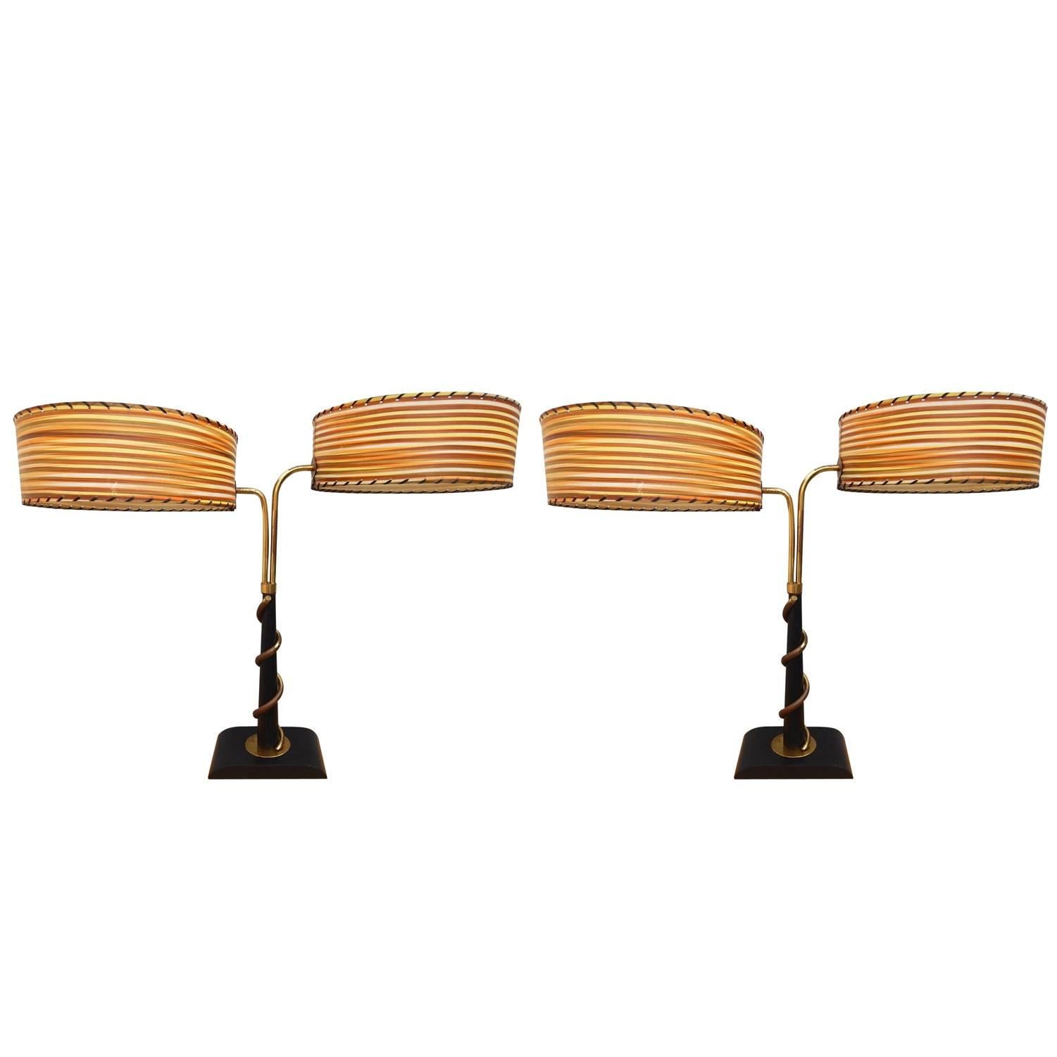  Majestic Lamp Co., Moderne der Mitte des Jahrhunderts Tischlampen im Angebot