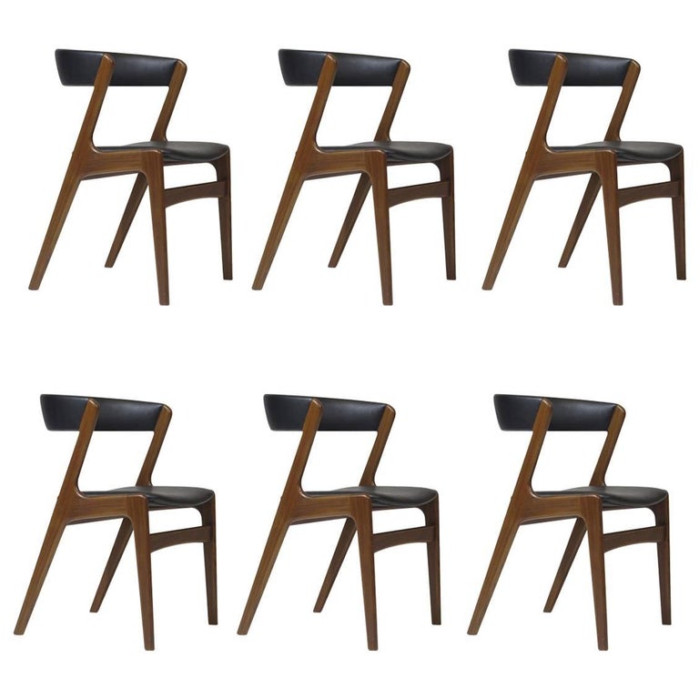 Danish Curved Back Dining Chairs at 1stdibs